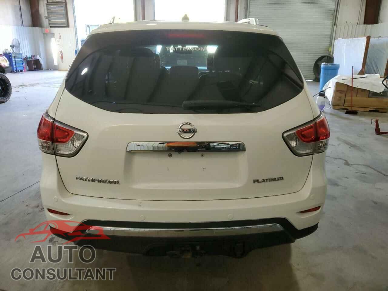 NISSAN PATHFINDER 2014 - 5N1AR2MN6EC647452