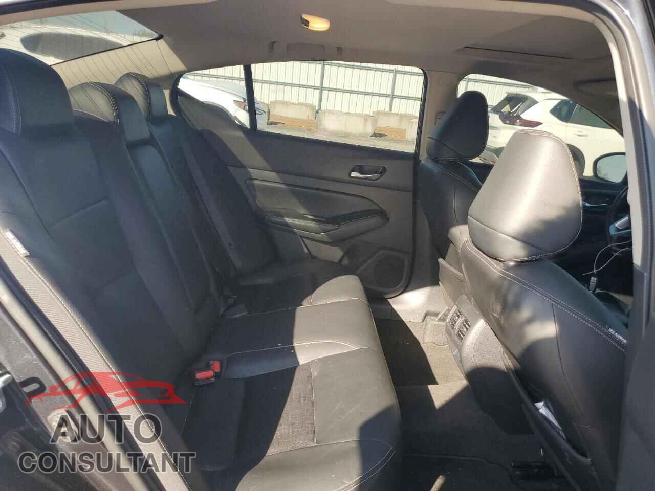 NISSAN ALTIMA 2019 - 1N4BL4EV3KC129384