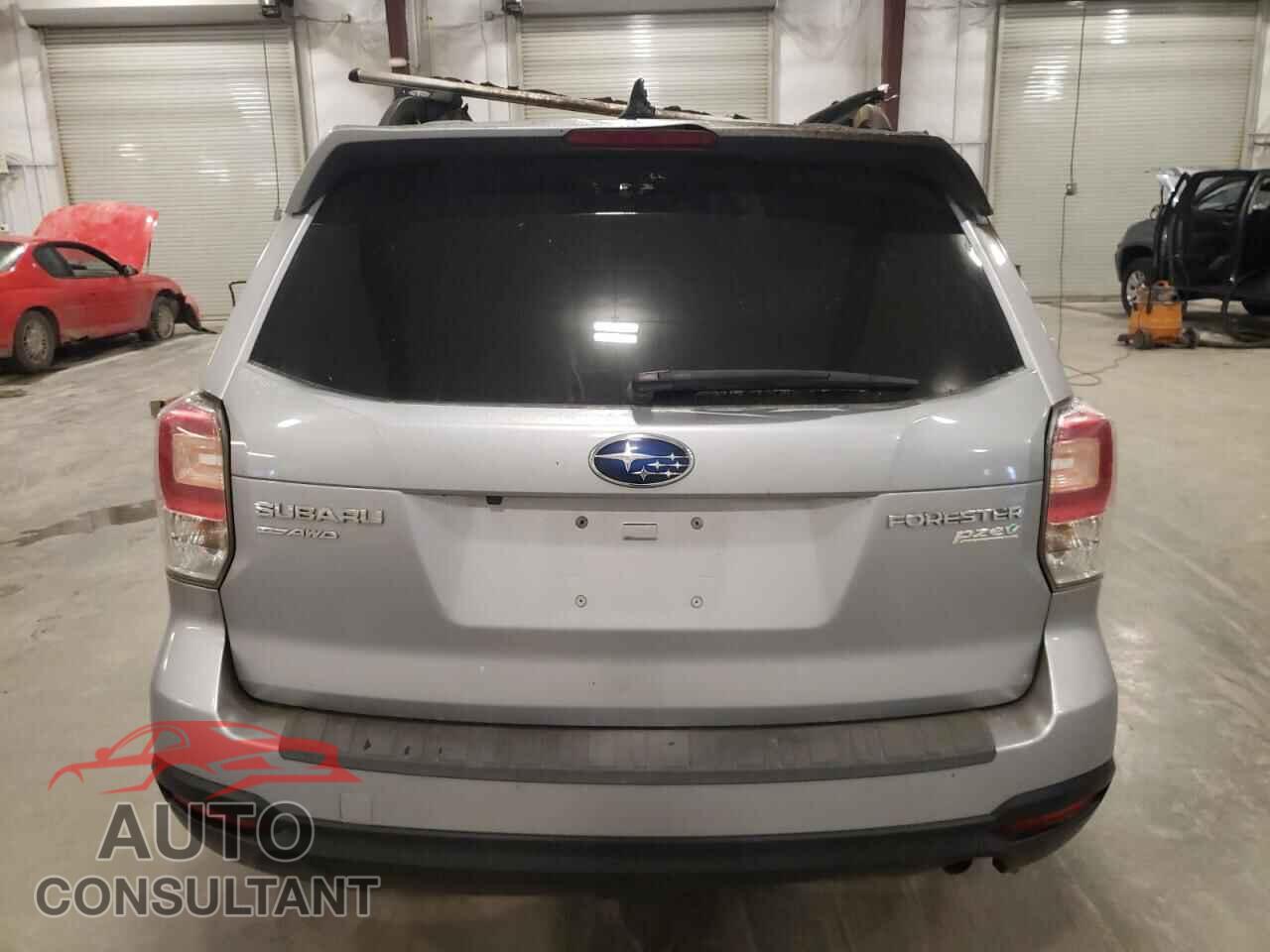 SUBARU FORESTER 2017 - JF2SJAGC5HH517546