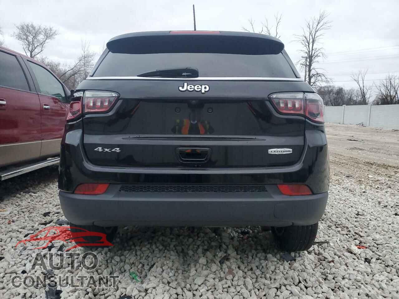 JEEP COMPASS 2018 - 3C4NJDBB3JT479415