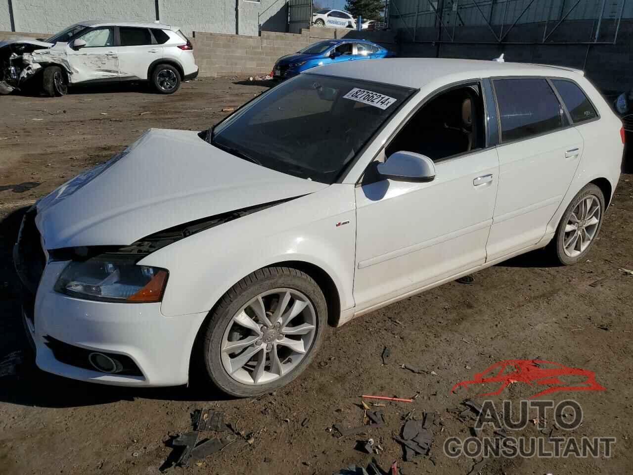 AUDI A3 2012 - WAUFEAFM8CA087573