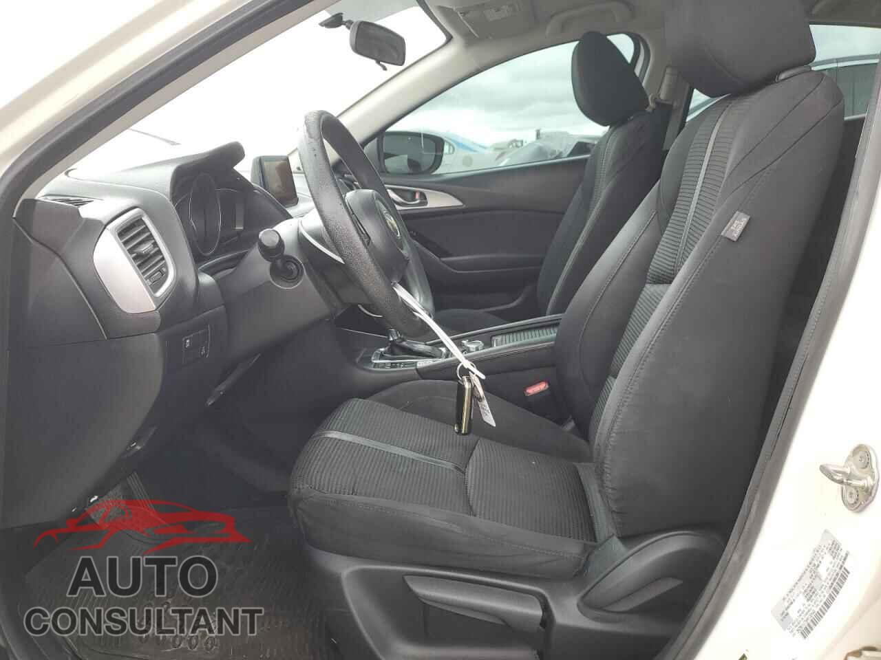 MAZDA 3 2017 - 3MZBN1U75HM130448