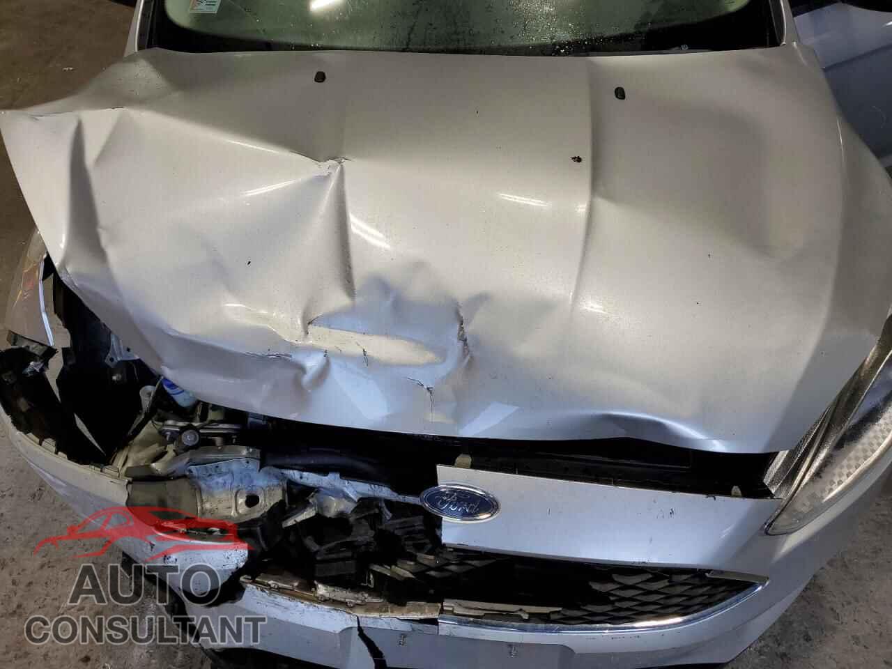 FORD FOCUS 2018 - 1FADP3F27JL298320