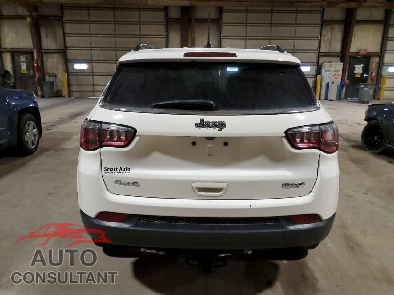 JEEP COMPASS 2018 - 3C4NJDBB6JT103999