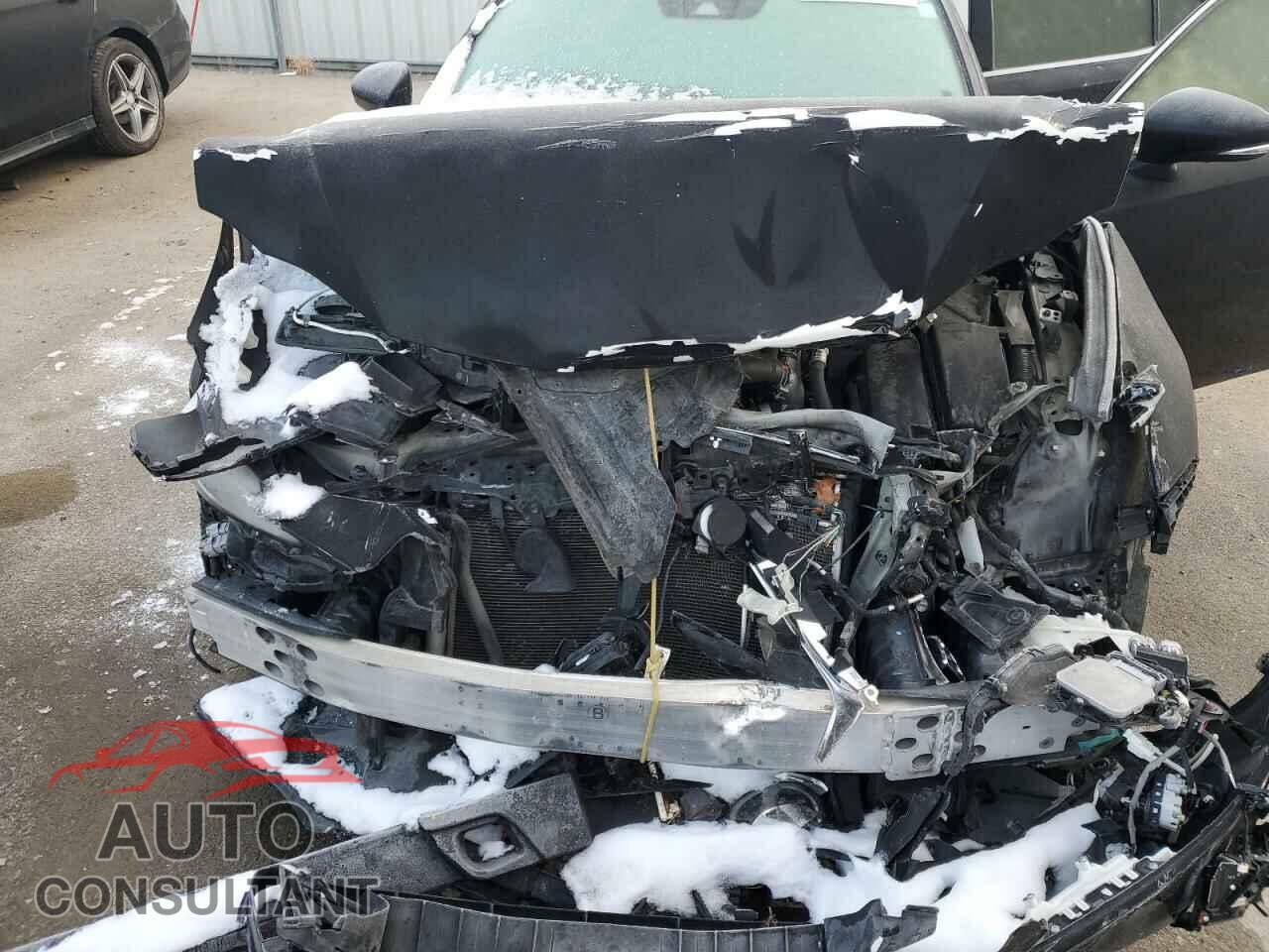 LEXUS IS 2018 - JTHBA1D24J5063645