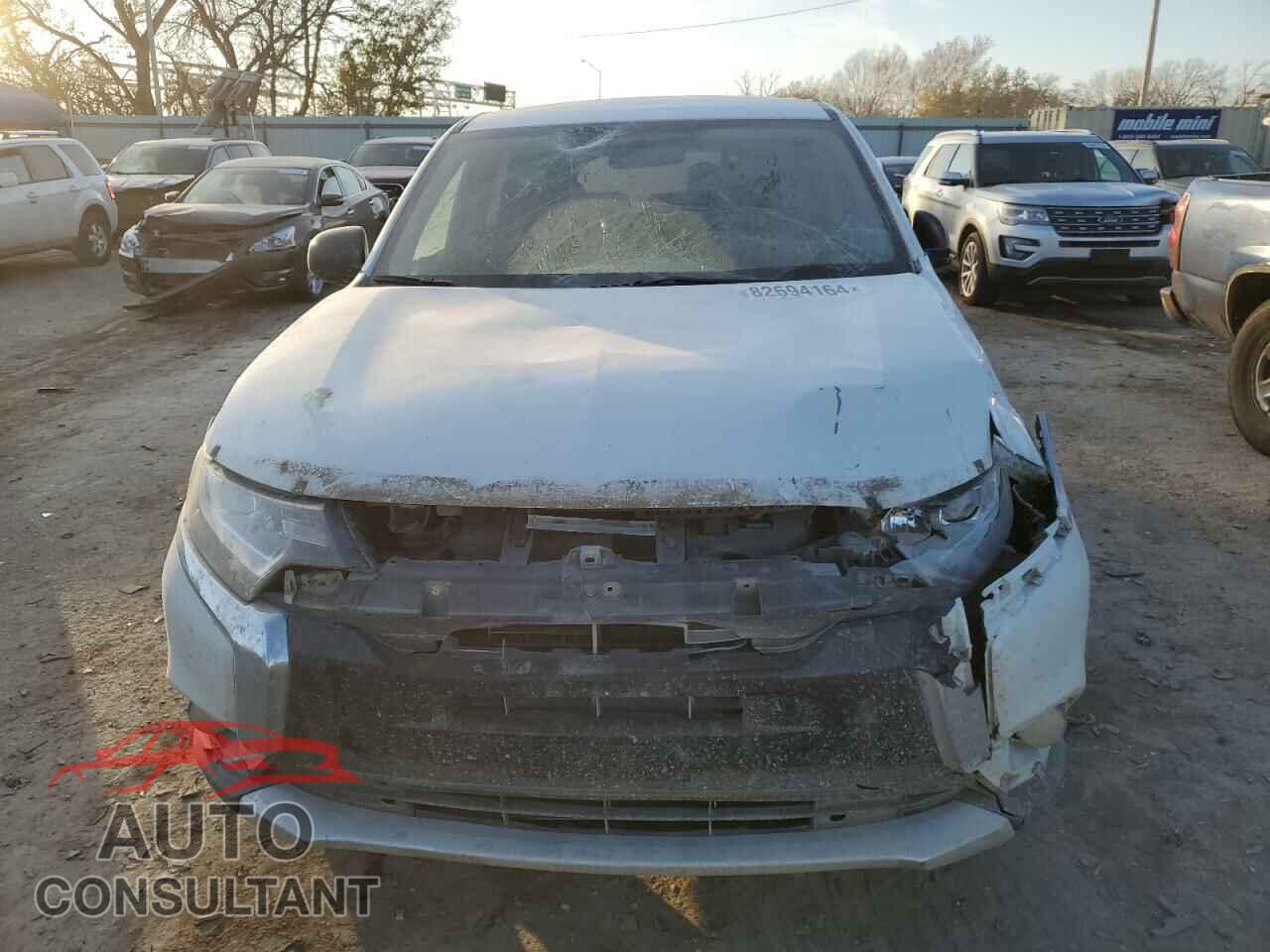 MITSUBISHI OUTLANDER 2018 - JA4AD2A34JZ067687