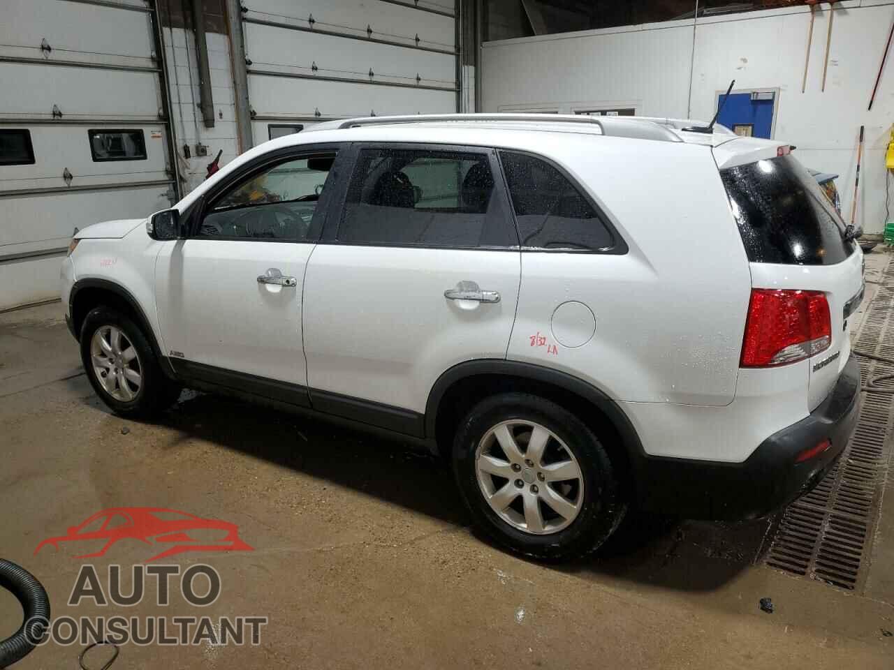 KIA SORENTO 2012 - 5XYKTCA64CG301745