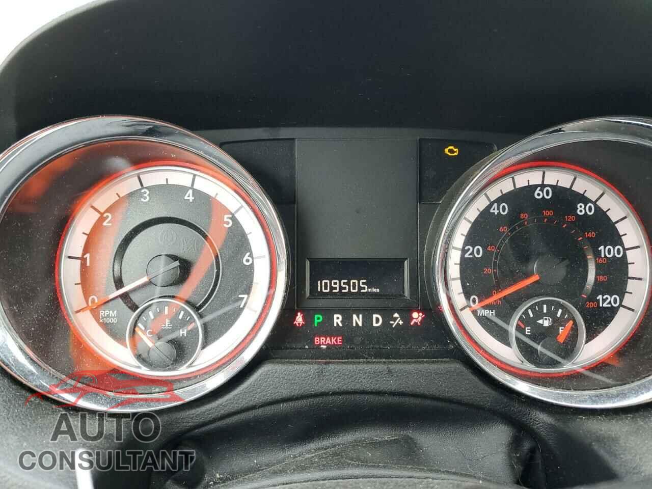 DODGE CARAVAN 2015 - 2C4RDGCG4FR509567