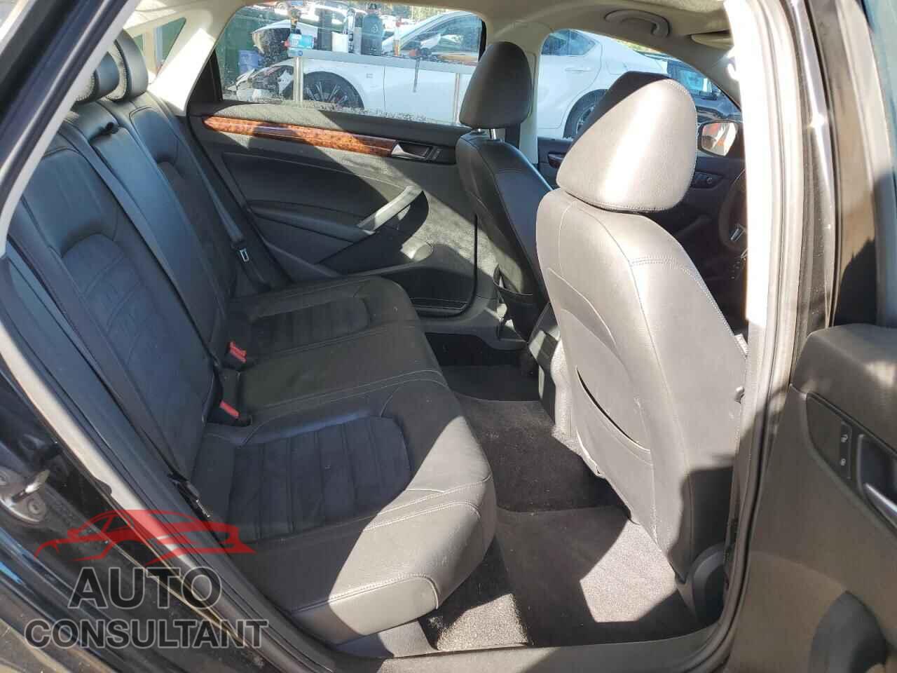 VOLKSWAGEN PASSAT 2012 - 1VWCH7A38CC109491