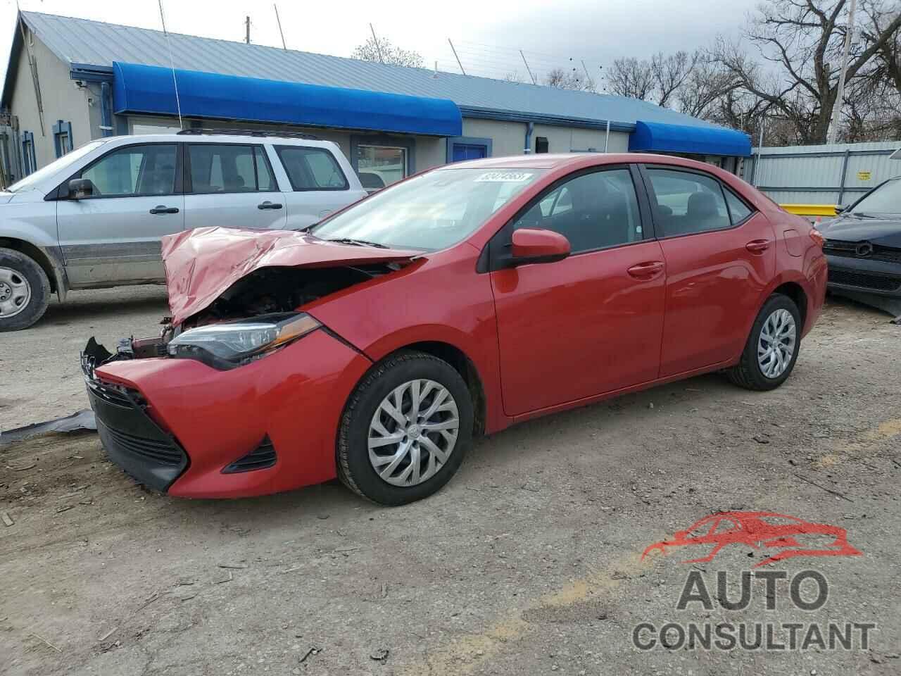 TOYOTA COROLLA 2018 - 5YFBURHE1JP830141