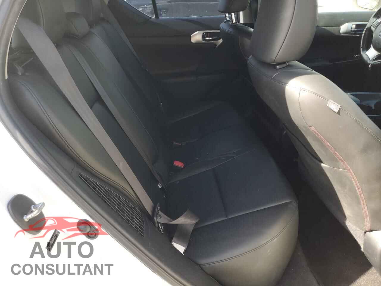 LEXUS CT 200 2012 - JTHKD5BHXC2074319