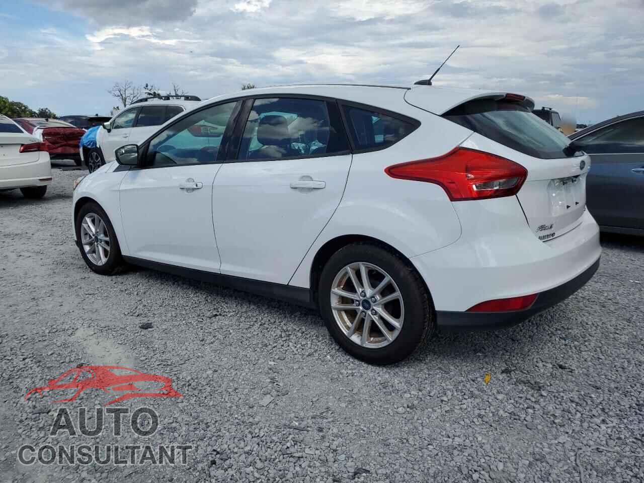 FORD FOCUS 2018 - 1FADP3K23JL329391