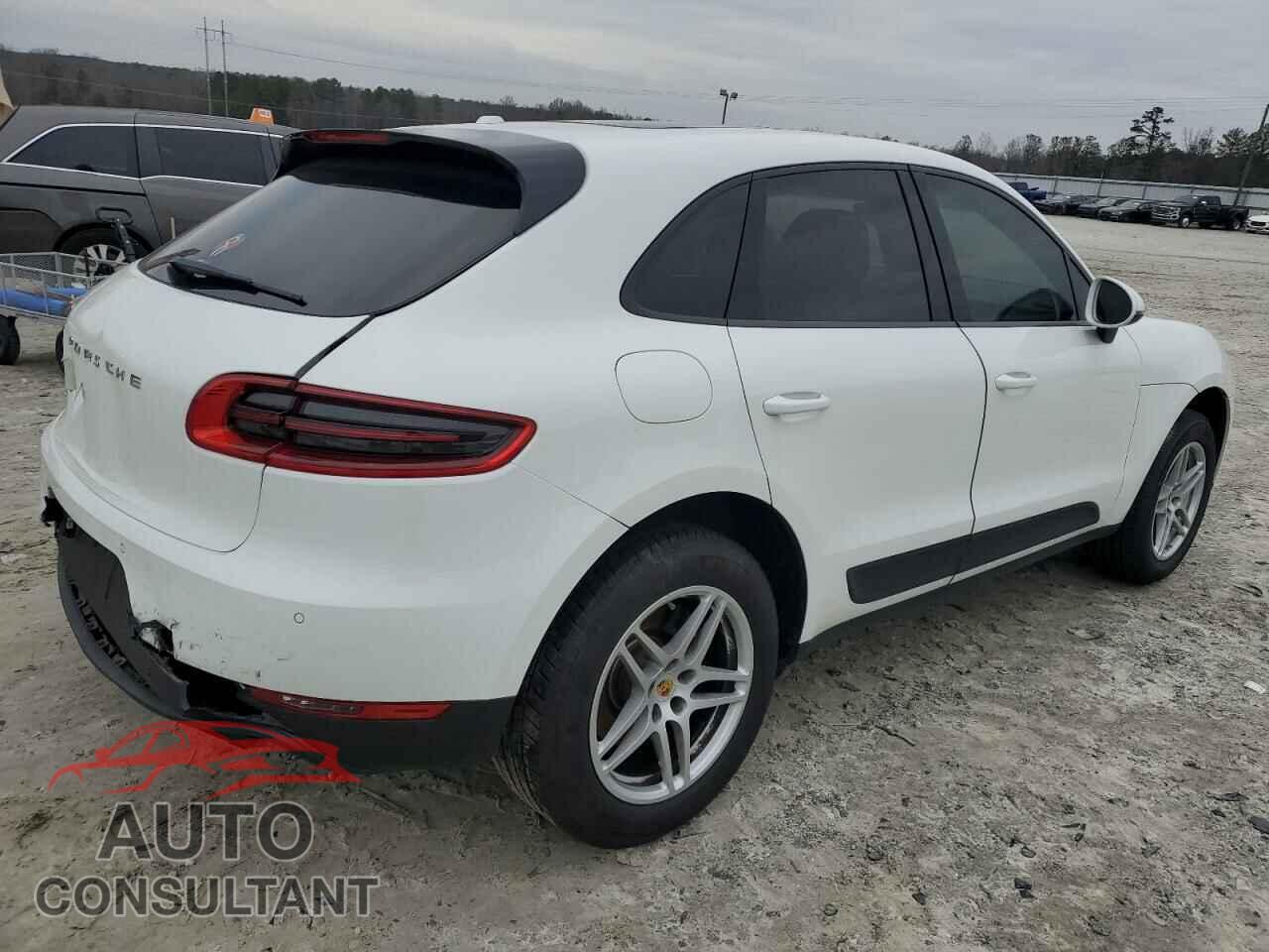 PORSCHE MACAN 2017 - WP1AA2A55HLB00045