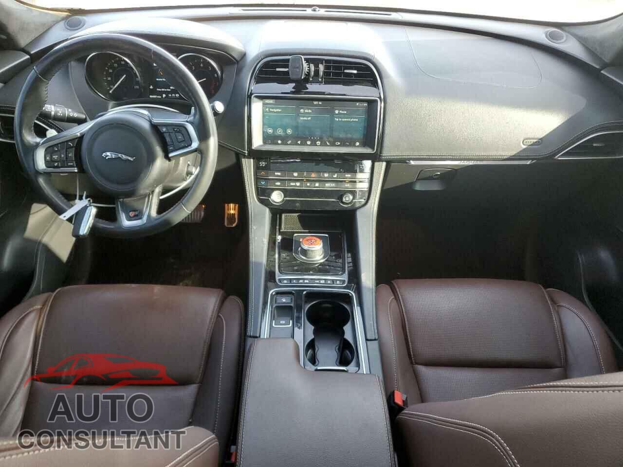 JAGUAR F-PACE 2019 - SADCM2FV5KA356767