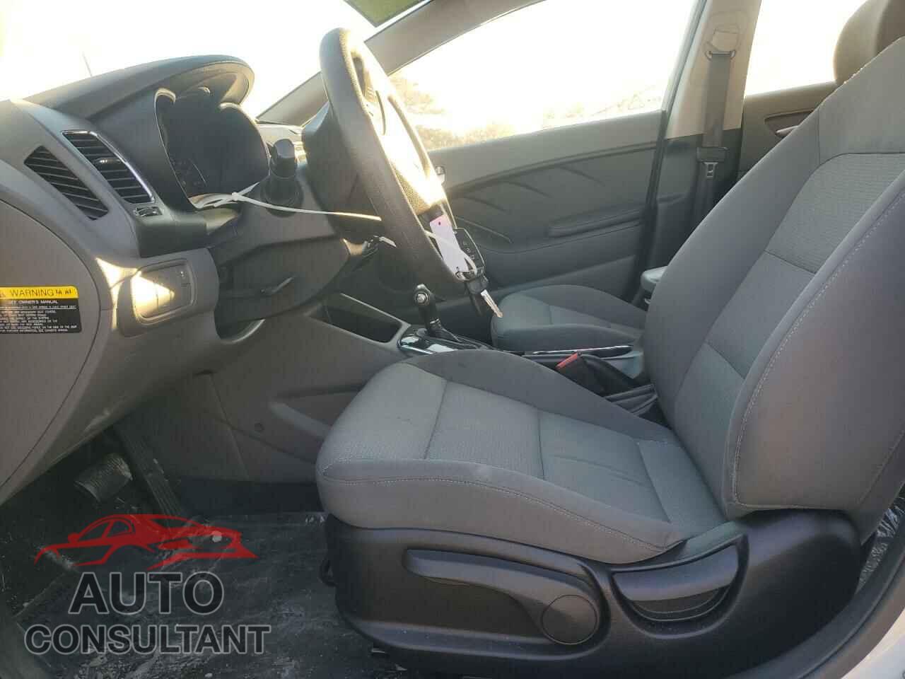 KIA FORTE 2017 - 3KPFK4A75HE031691
