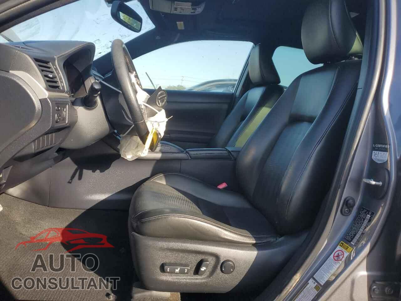 LEXUS CT 200 2013 - JTHKD5BH7D2168188