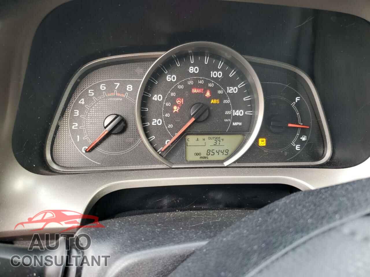 TOYOTA RAV4 2015 - JTMBFREV4FJ046854