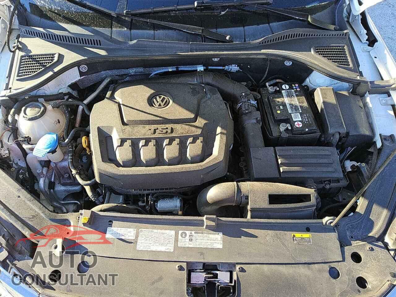 VOLKSWAGEN PASSAT 2020 - 1VWCA7A36LC017204