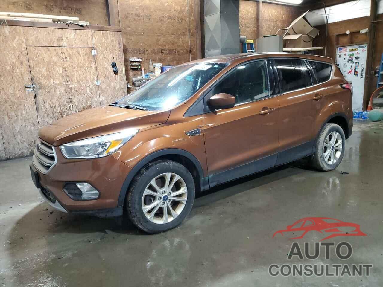 FORD ESCAPE 2017 - 1FMCU9G96HUC03291