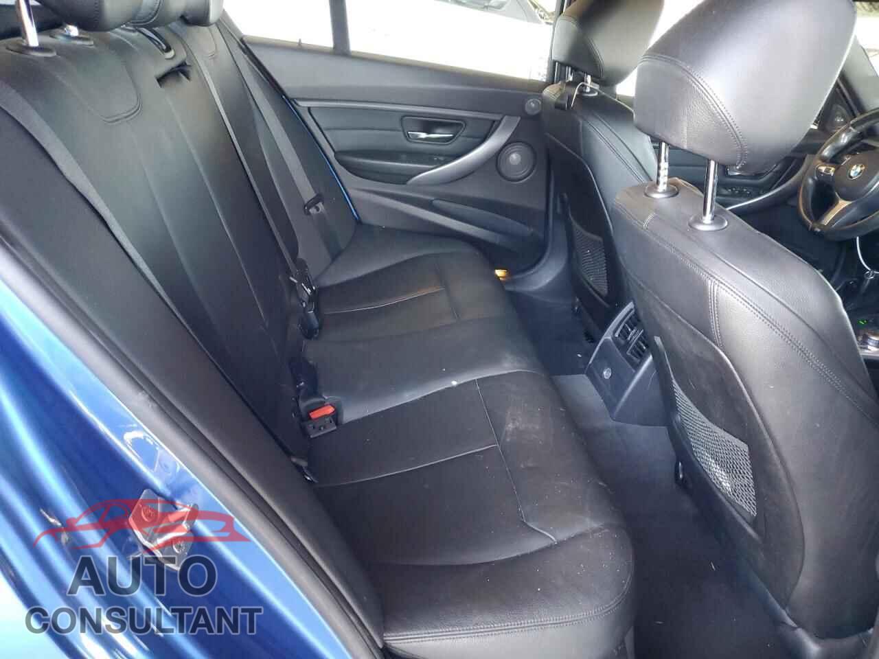 BMW 3 SERIES 2013 - WBA3A9G55DNP37300