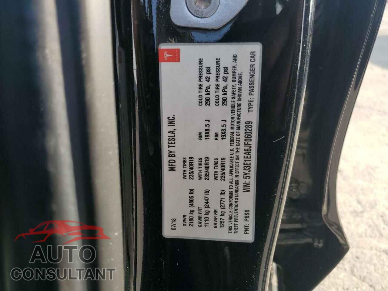 TESLA MODEL 3 2018 - 5YJ3E1EA6JF060289