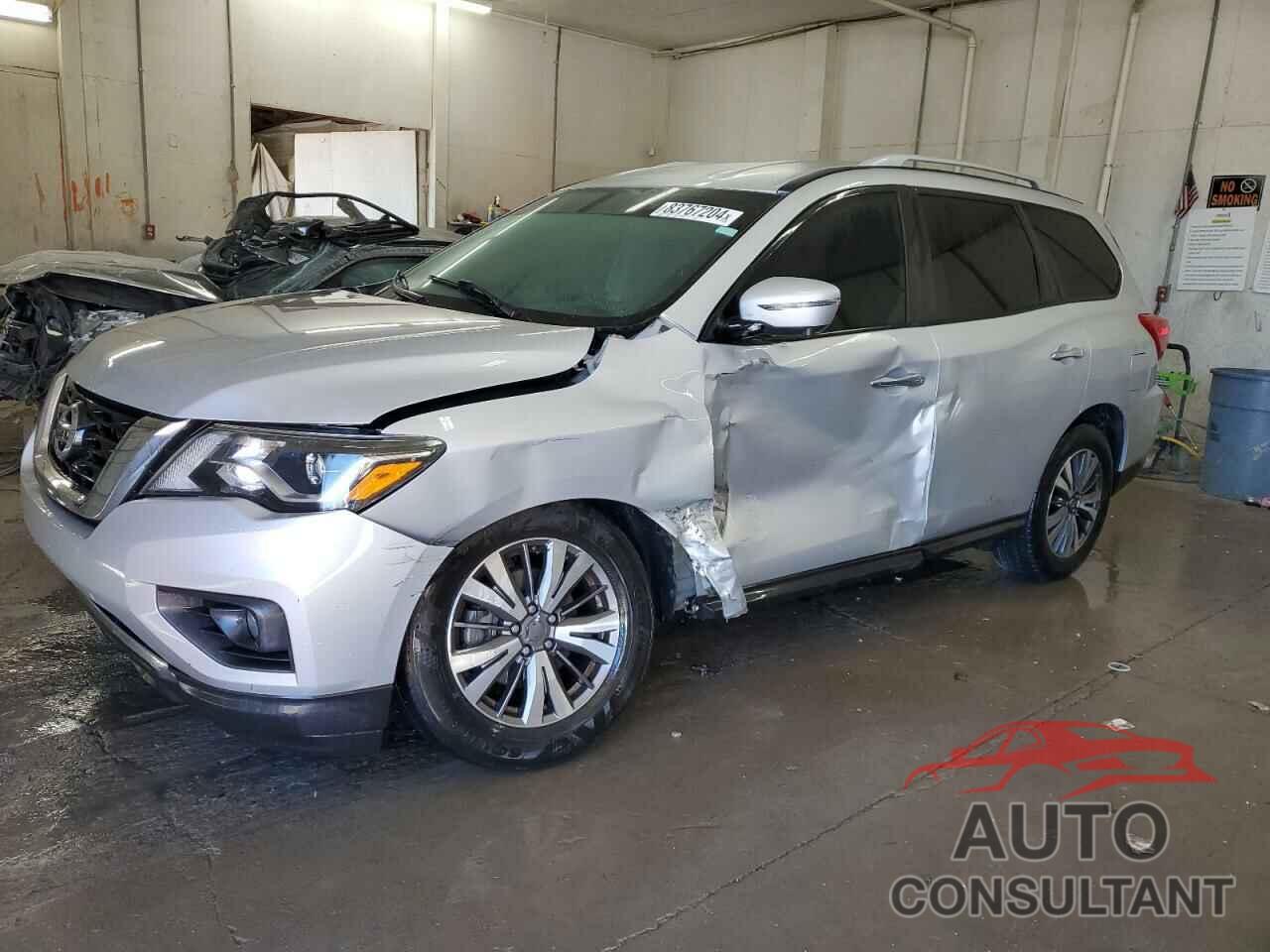 NISSAN PATHFINDER 2018 - 5N1DR2MM6JC611842