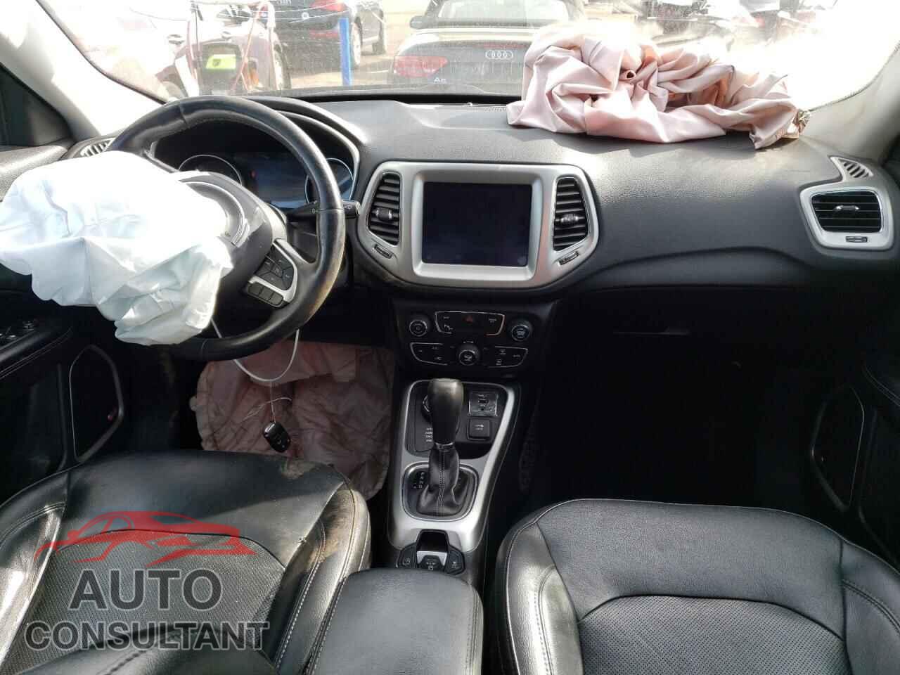JEEP COMPASS 2019 - 3C4NJDCB6KT670505