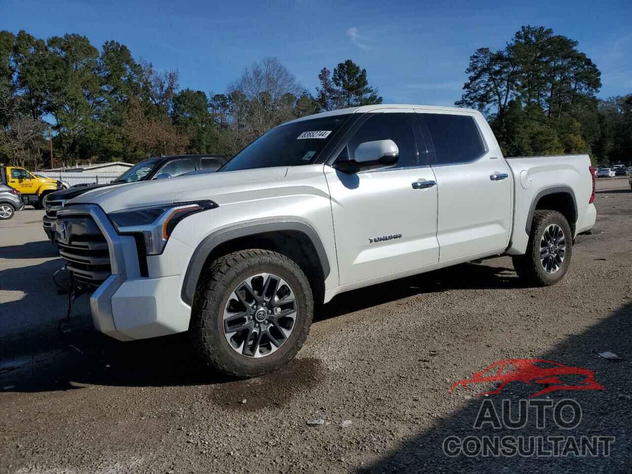 TOYOTA TUNDRA 2023 - 5TFJA5DB0PX087832