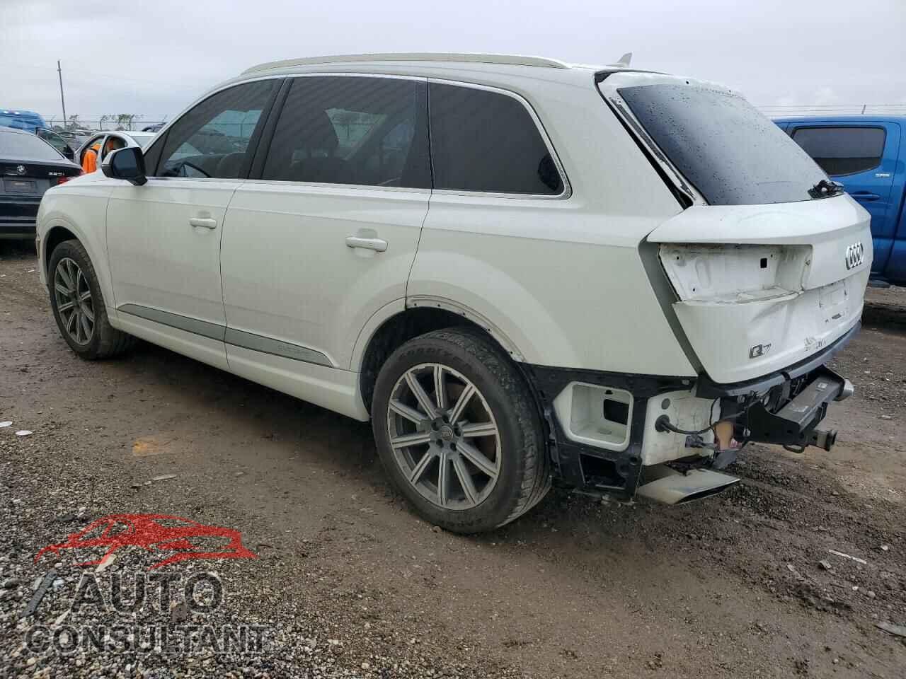 AUDI Q7 2017 - WA1VAAF76HD010088