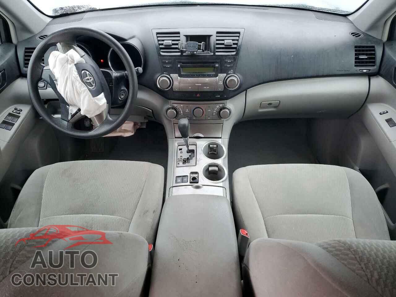 TOYOTA HIGHLANDER 2010 - 5TDBK3EH7AS024751