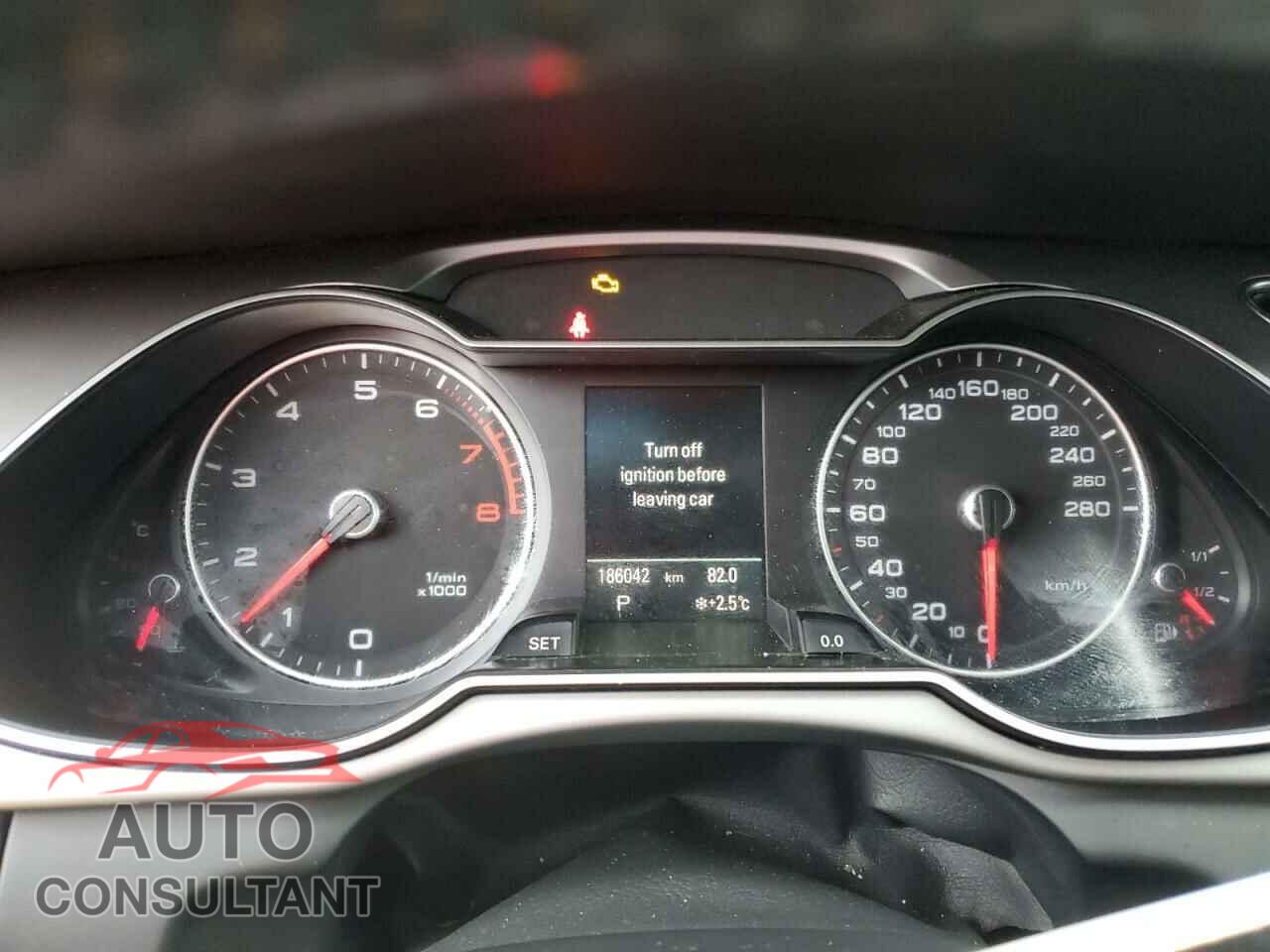 AUDI A4 2013 - WAUFFCFL0DN024722