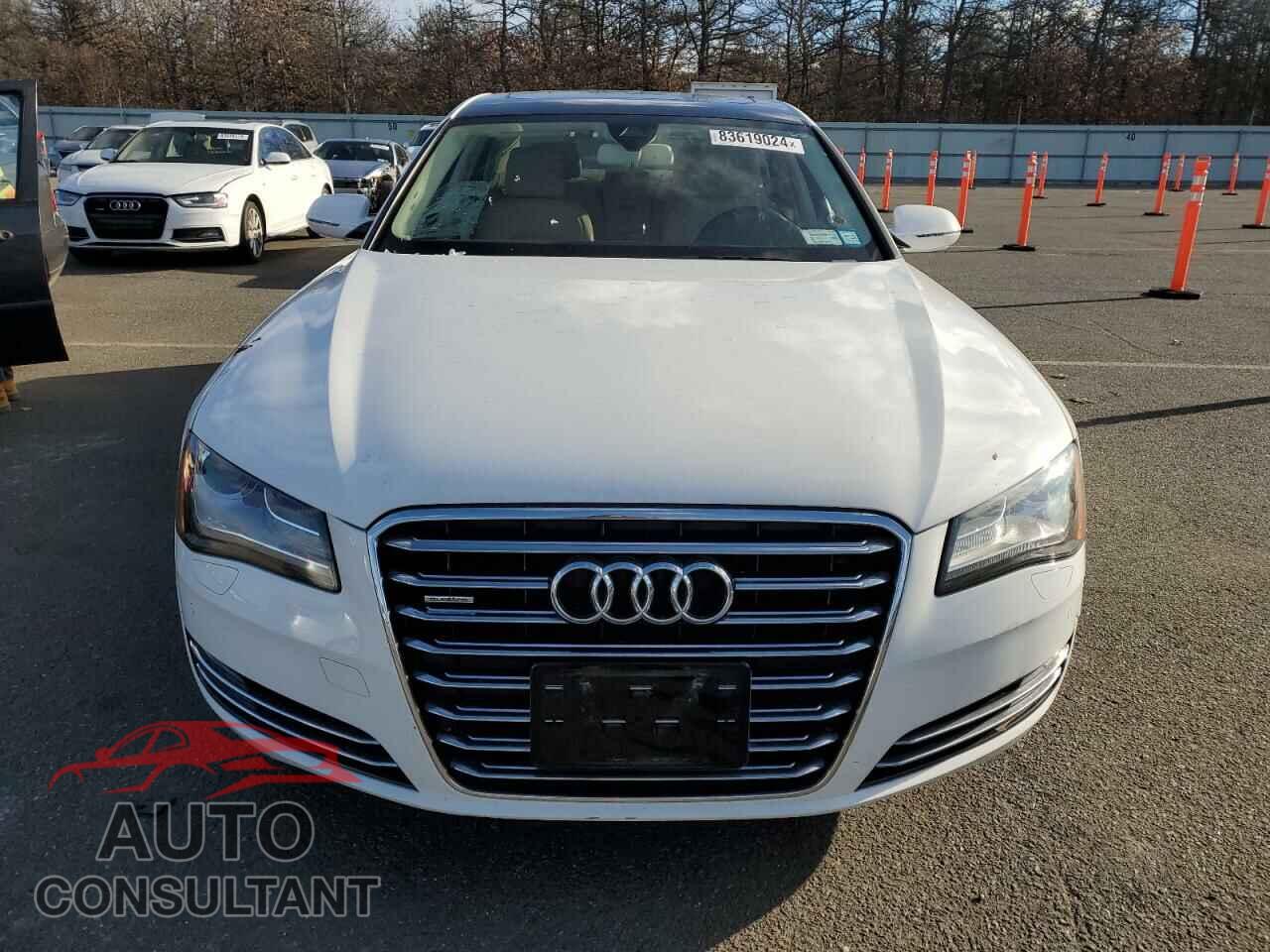 AUDI A8 2011 - WAURVAFD8BN005913