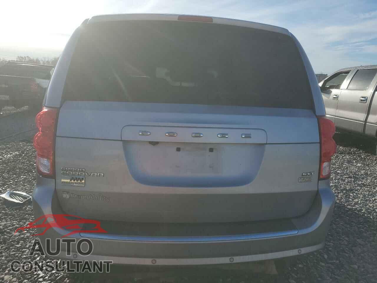 DODGE CARAVAN 2017 - 2C4RDGCGXHR696218