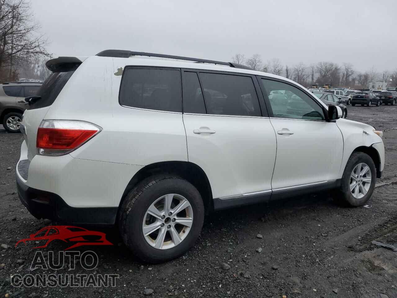 TOYOTA HIGHLANDER 2012 - 5TDBK3EH3CS100680