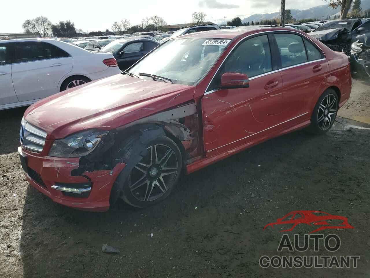 MERCEDES-BENZ C-CLASS 2013 - WDDGF4HB2DR258621