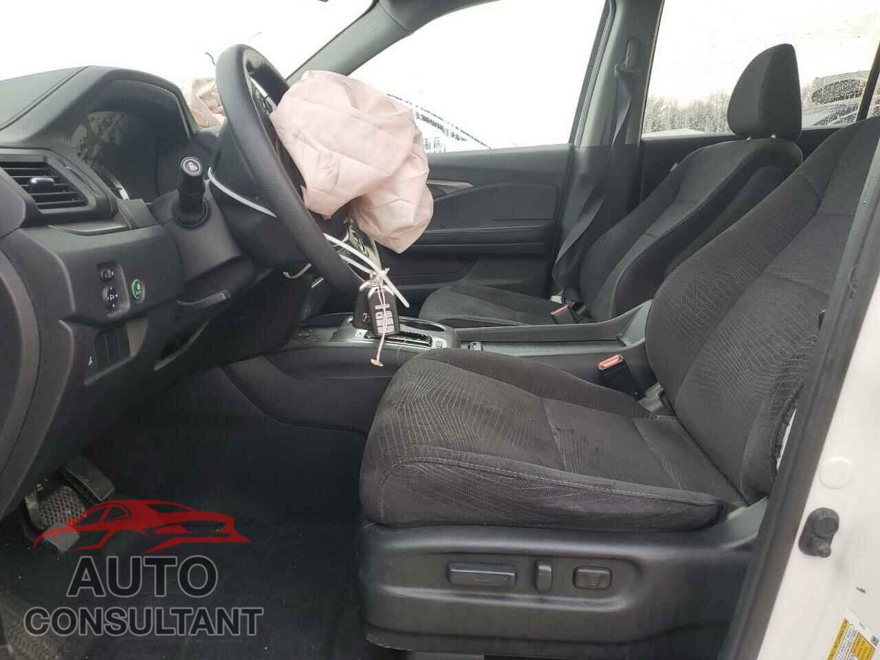 HONDA PILOT 2018 - 5FNYF6H35JB069031