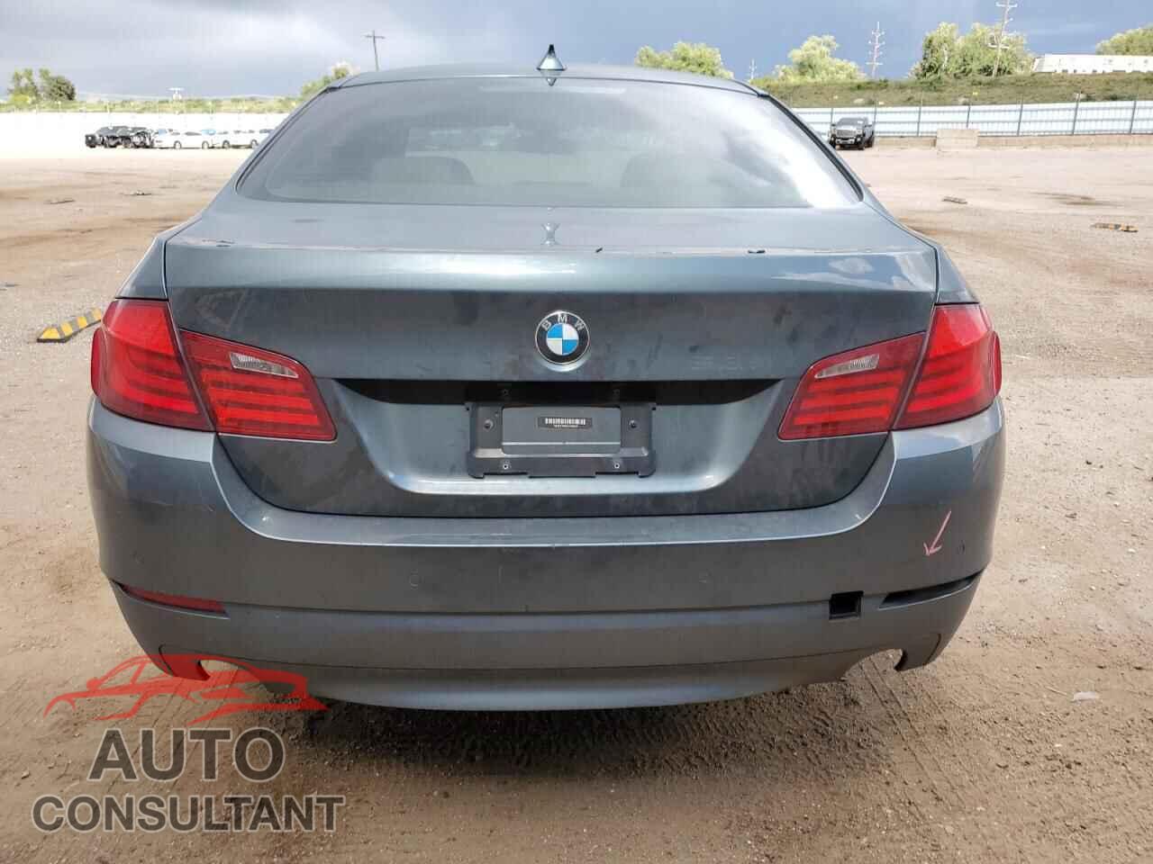 BMW 5 SERIES 2011 - WBAFU7C58BC878448