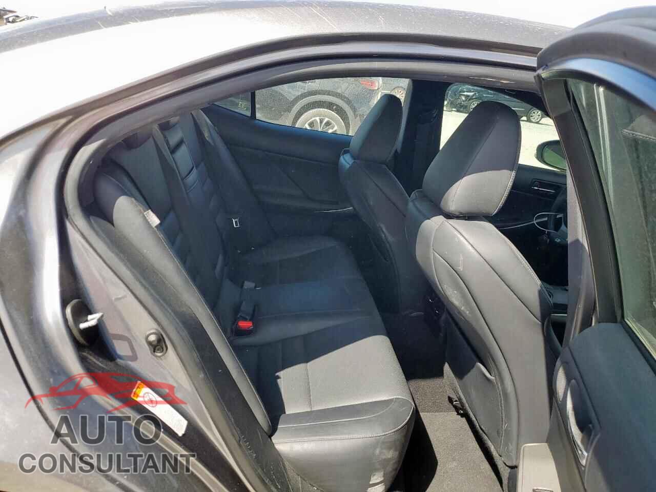 LEXUS IS 2015 - JTHCE1D28F5007157