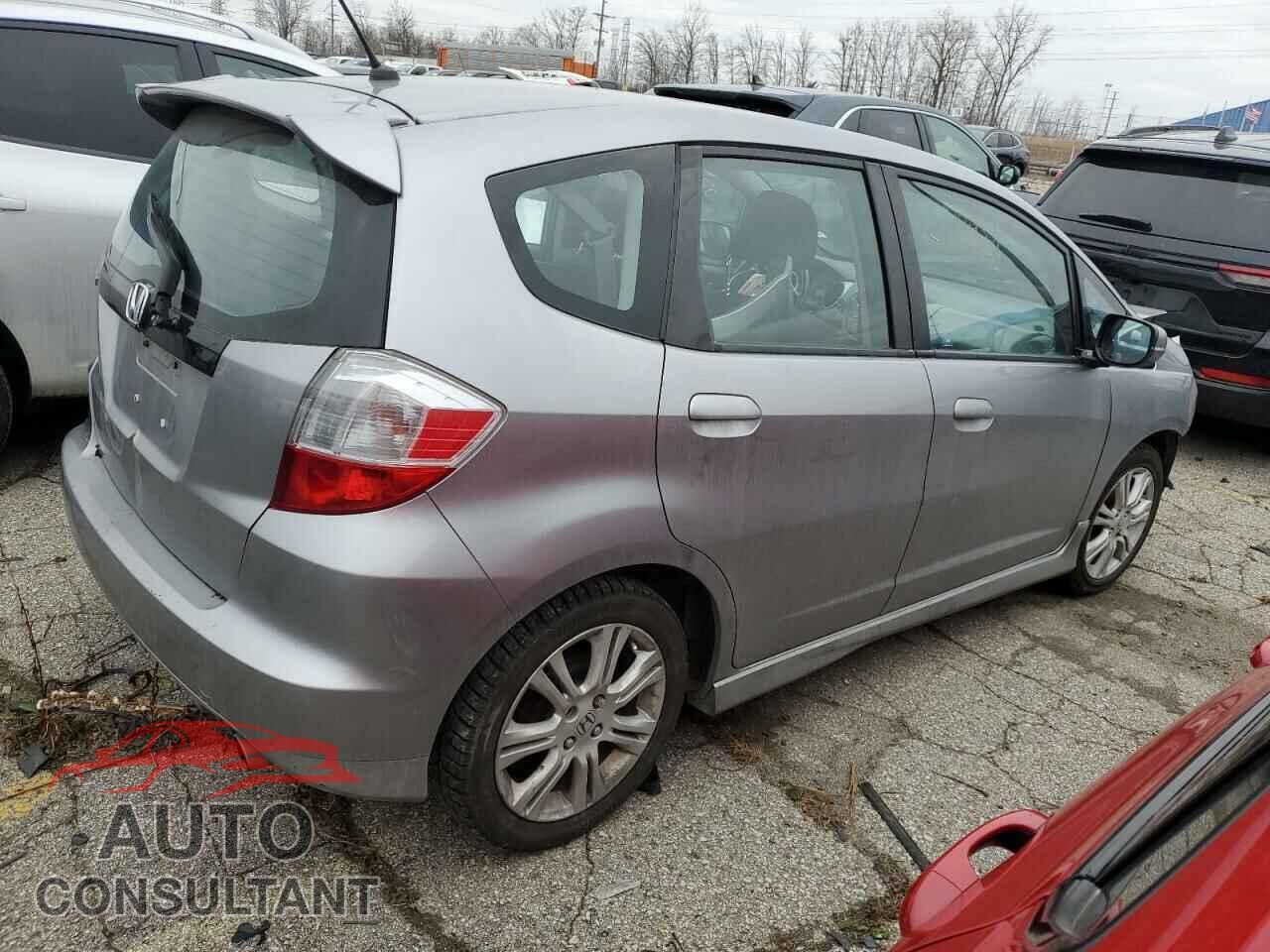 HONDA FIT 2010 - JHMGE8H4XAC016193