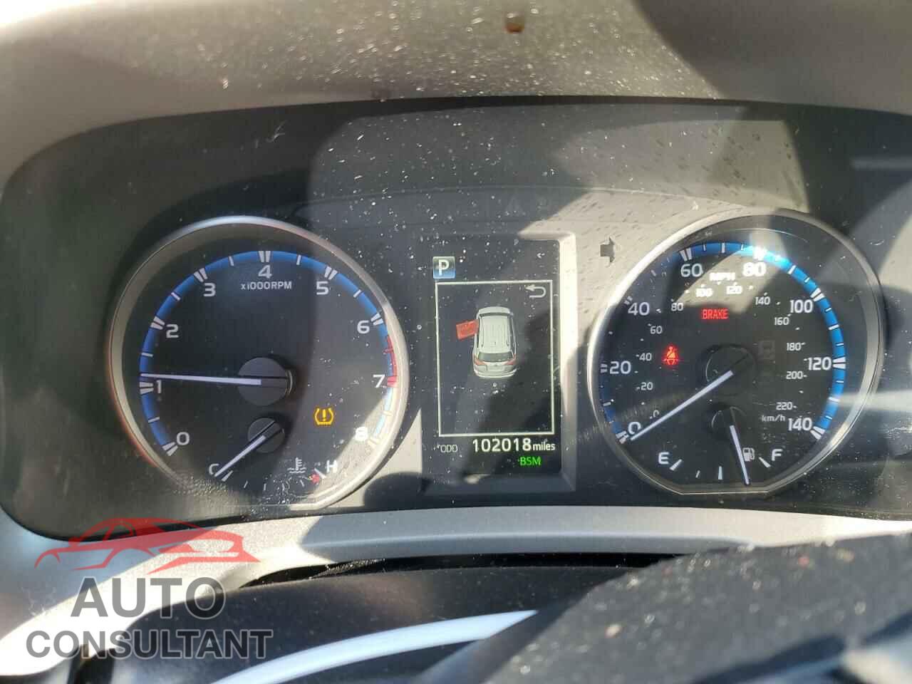 TOYOTA RAV4 2018 - 2T3RFREV0JW752275