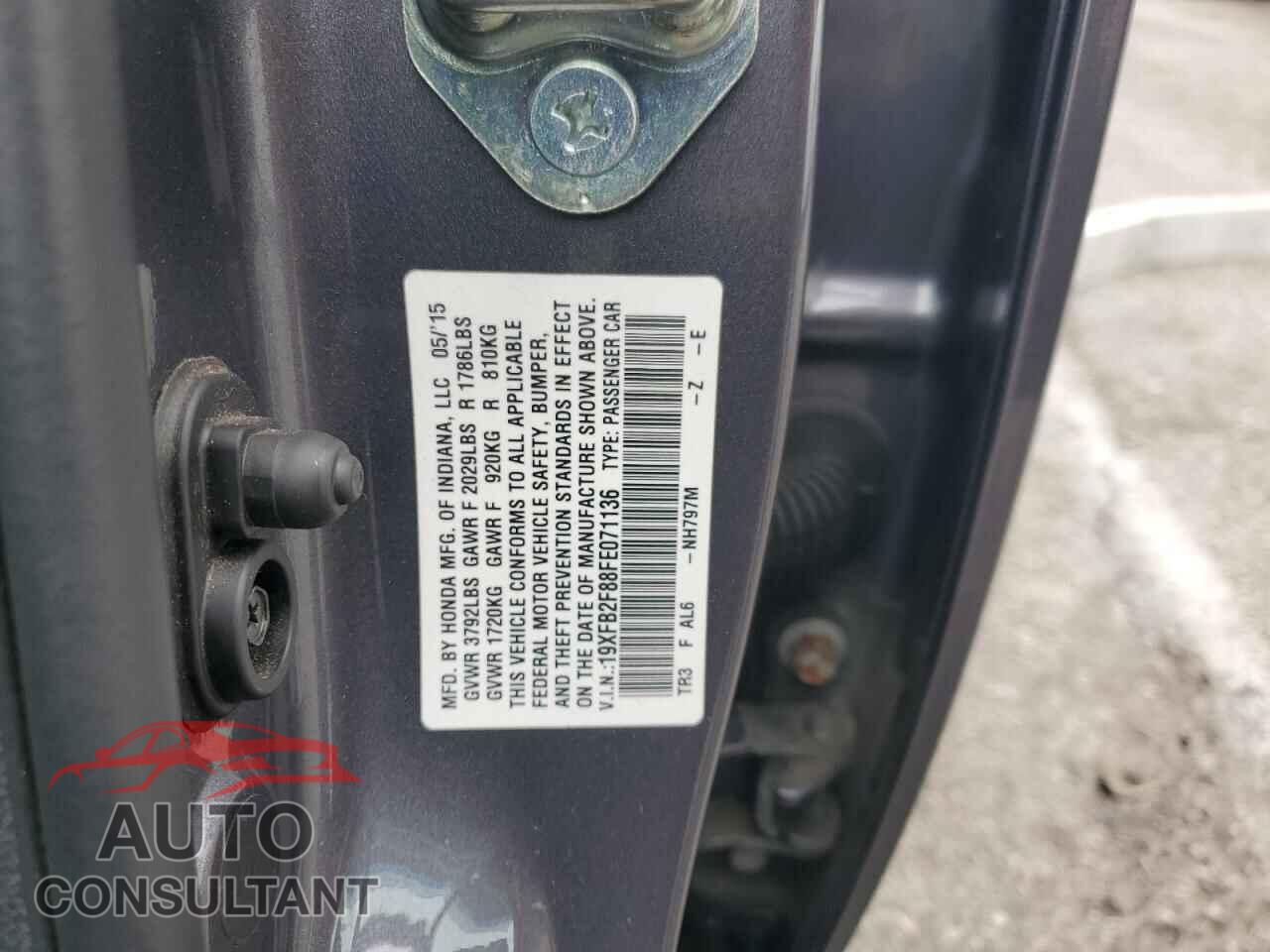 HONDA CIVIC 2015 - 19XFB2F88FE071136