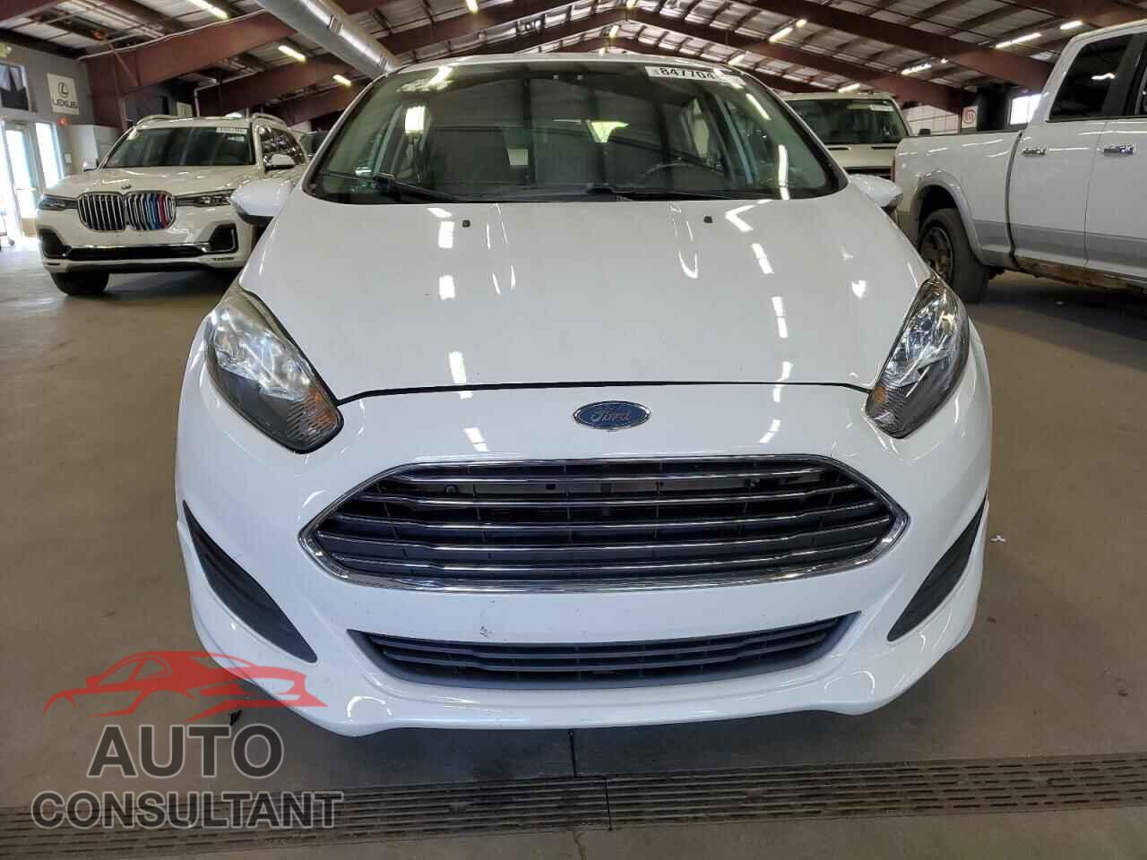 FORD FIESTA 2015 - 3FADP4EJ5FM105540