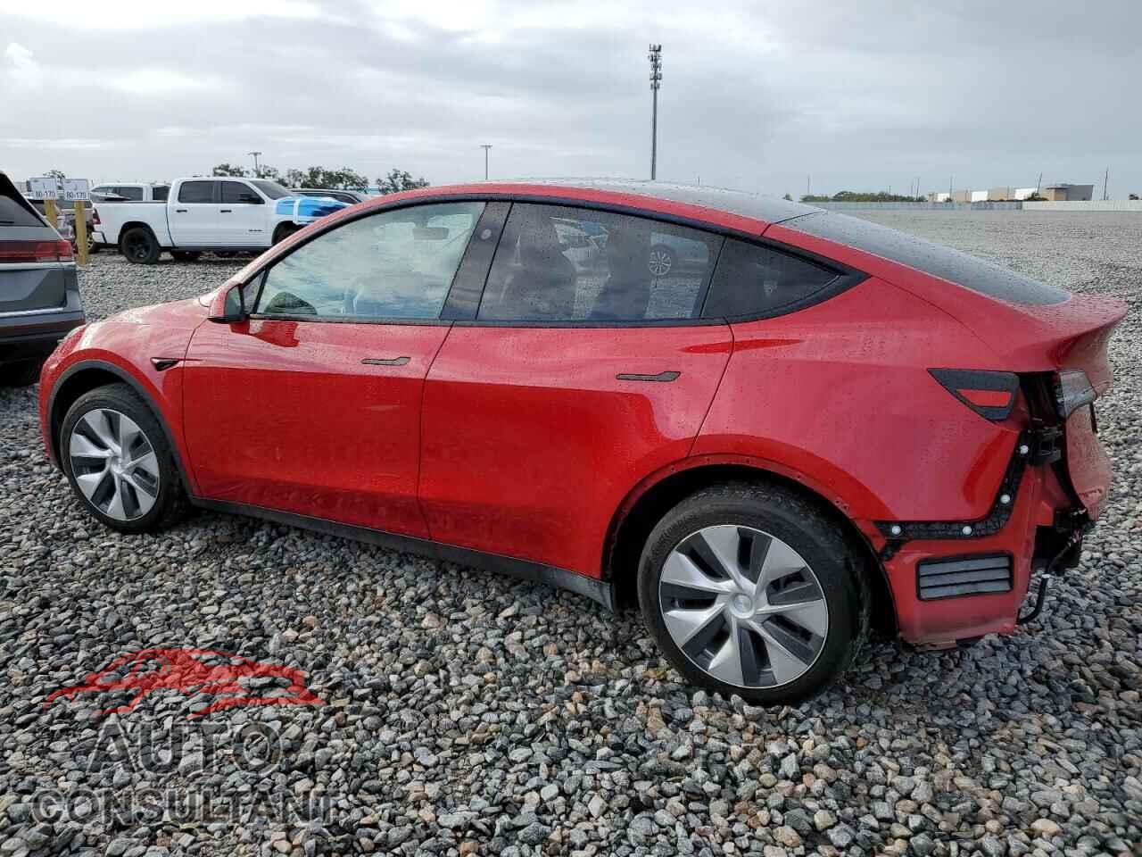 TESLA MODEL Y 2023 - 7SAYGDEE8PF837748