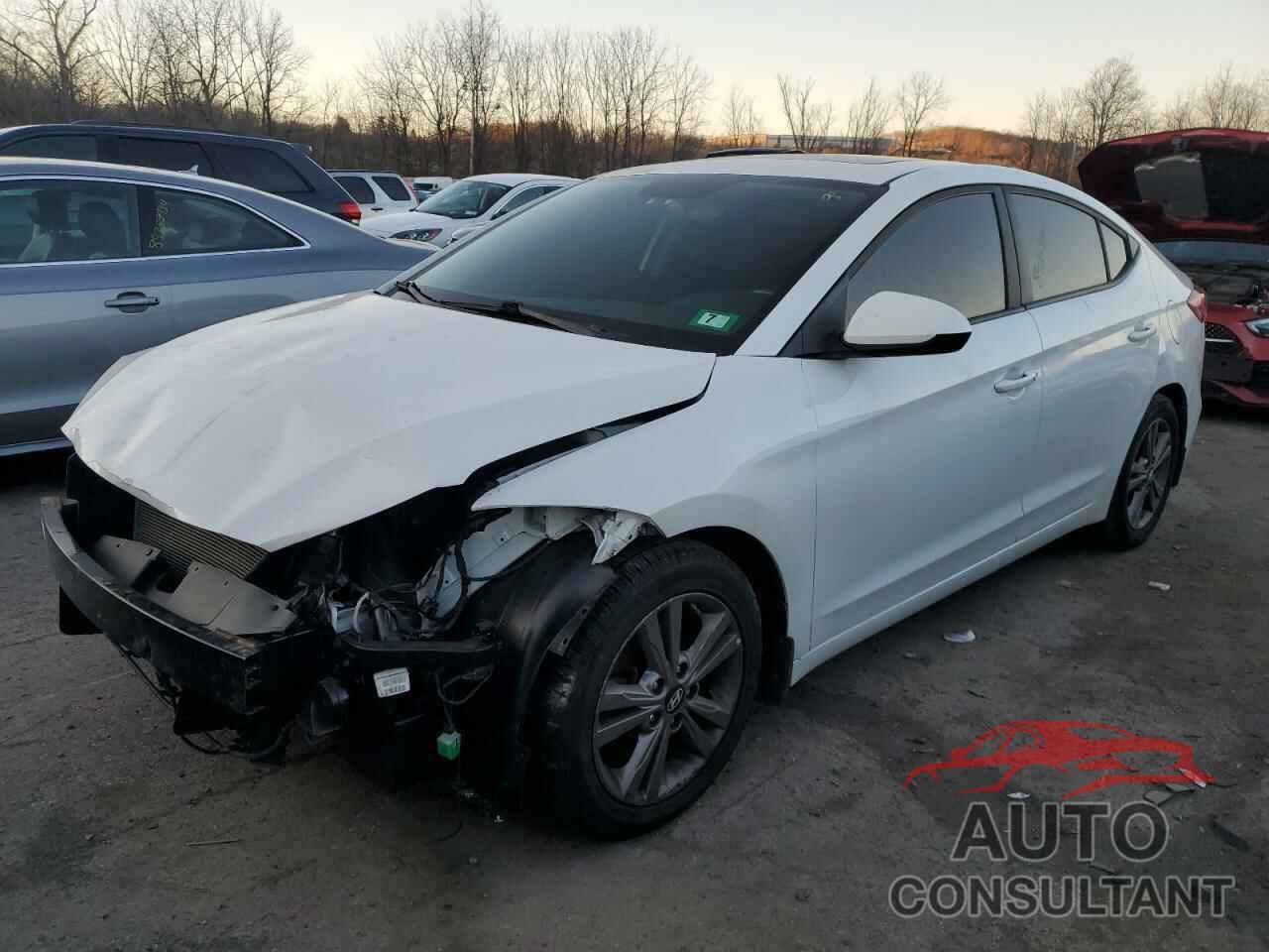 HYUNDAI ELANTRA 2018 - 5NPD84LF0JH357569