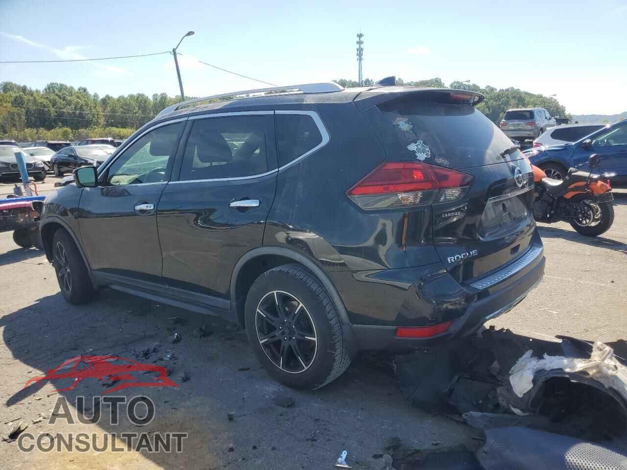 NISSAN ROGUE 2017 - KNMAT2MT4HP617173