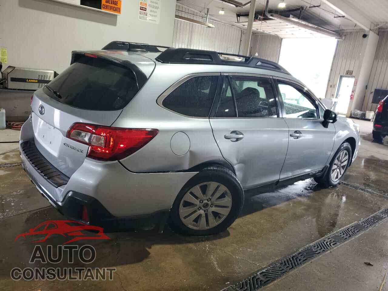 SUBARU OUTBACK 2018 - 4S4BSAHC2J3224485
