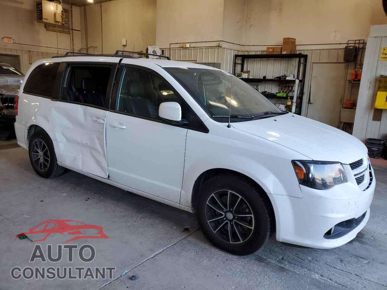 DODGE CARAVAN 2018 - 2C4RDGEG5JR331626