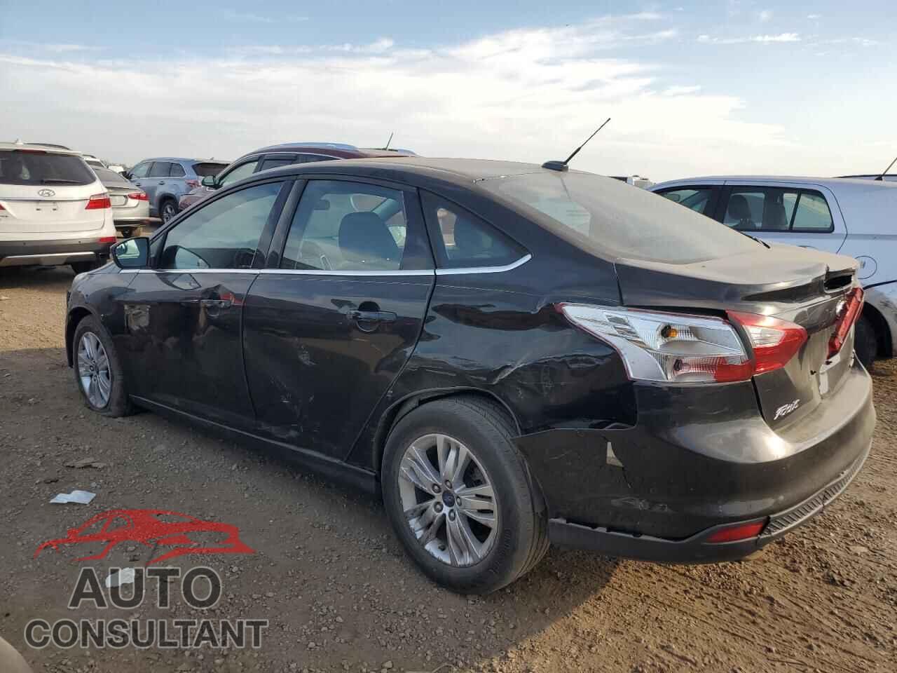 FORD FOCUS 2012 - 1FAHP3H22CL454426