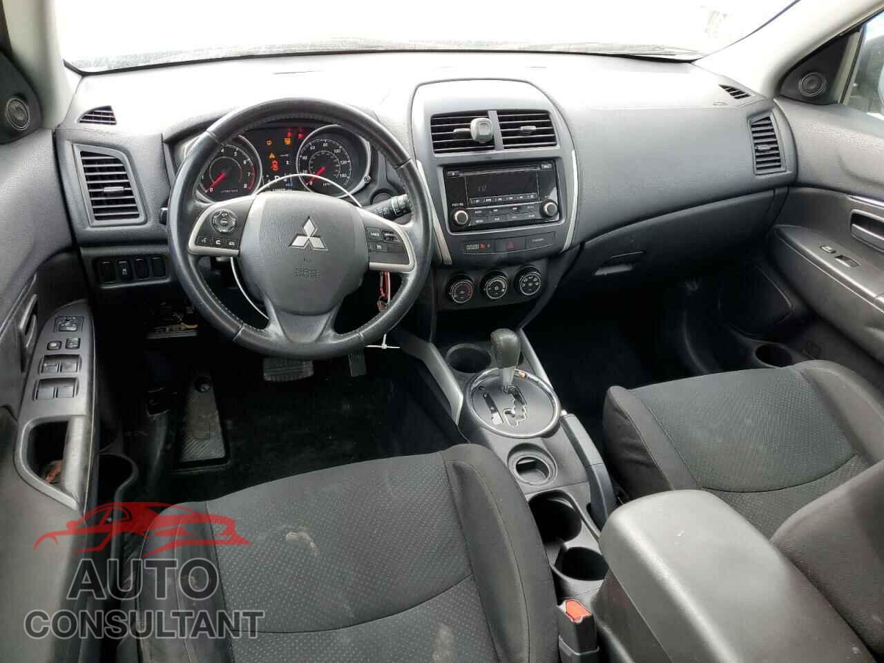 MITSUBISHI OUTLANDER 2014 - 4A4AP3AU3EE009877