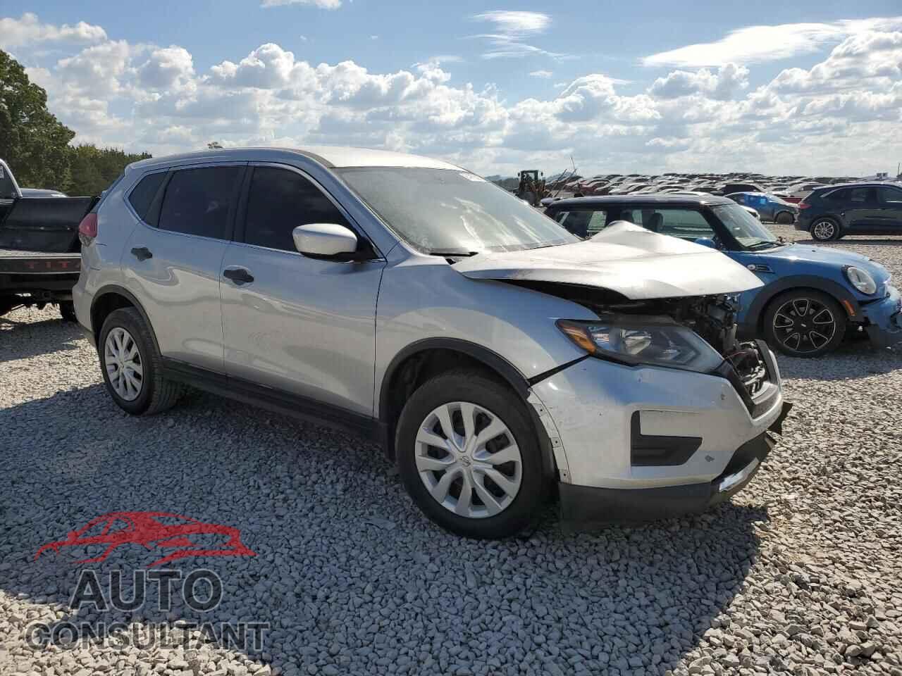 NISSAN ROGUE 2017 - KNMAT2MV3HP523321